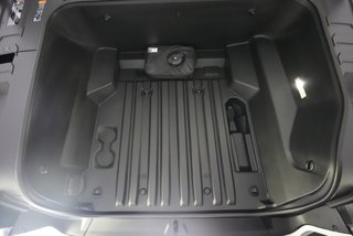 2024 Chevrolet Silverado EV — photo 17 of 23