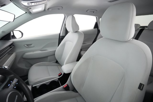 2024 Hyundai Kona Electric — photo 3 of 23