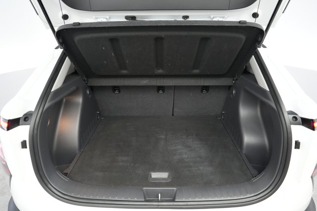 2024 Hyundai Kona Electric — photo 6 of 23