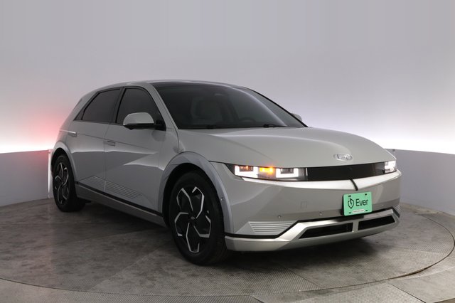 2024 Hyundai IONIQ 5 — photo 10 of 24