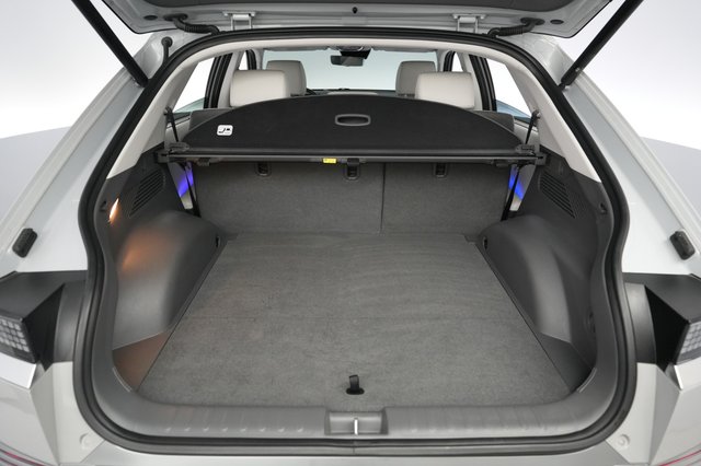 2024 Hyundai IONIQ 5 — photo 6 of 24
