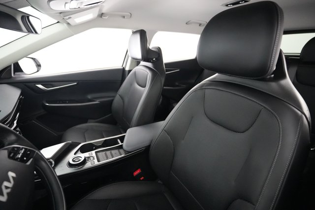 2024 Kia EV6 — photo 3 of 26