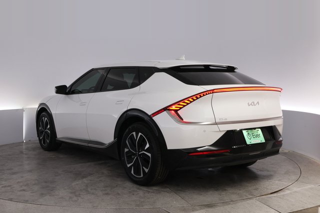 2024 Kia EV6 — photo 13 of 26