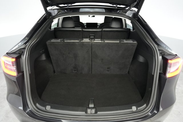 2024 Tesla Model Y — photo 6 of 25