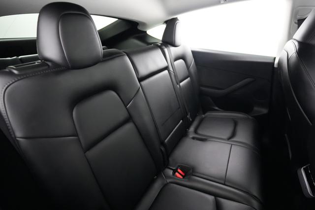 2024 Tesla Model Y — photo 4 of 25