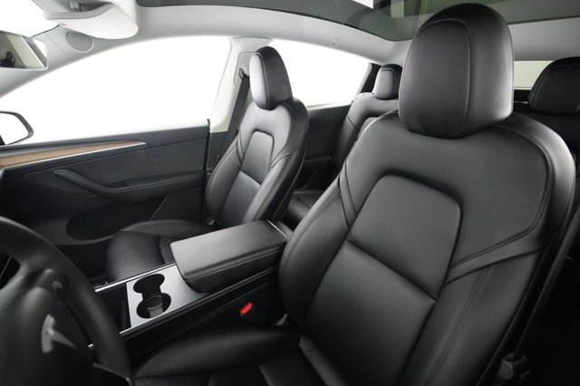 2024 Tesla Model Y — photo 3 of 25