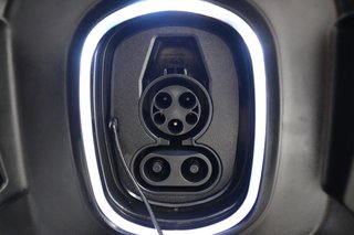 2024 Chevrolet Silverado EV — photo 8 of 16