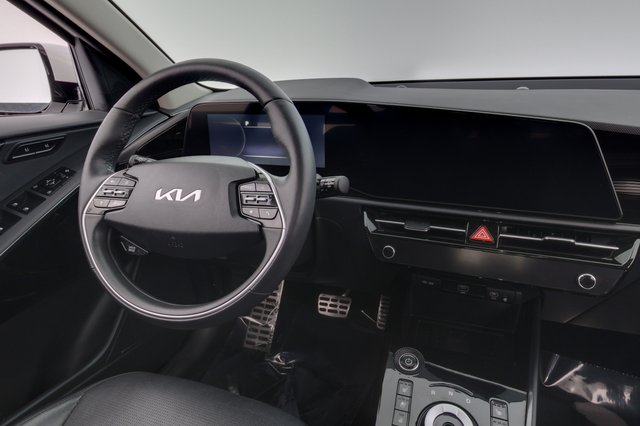 2024 Kia Niro EV — photo 20 of 27