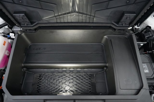 2024 Kia Niro EV — photo 23 of 27