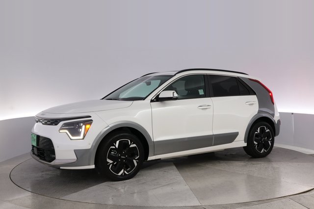 2024 Kia Niro EV — photo 14 of 27