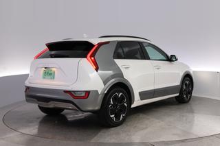 2024 Kia Niro EV — photo 2 of 27