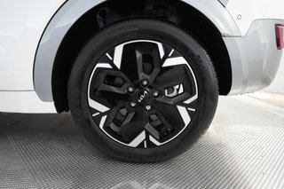 2024 Kia Niro EV — photo 7 of 27