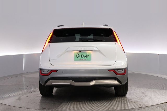 2024 Kia Niro EV — photo 12 of 27