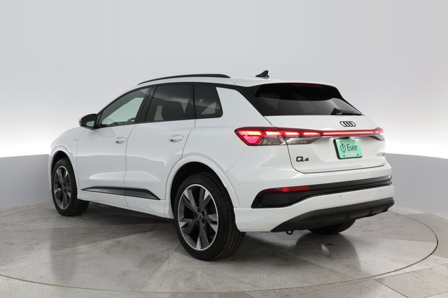 2023 Audi Q4 e-tron — photo 12 of 27