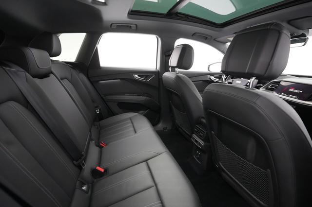 2023 Audi Q4 e-tron — photo 4 of 27