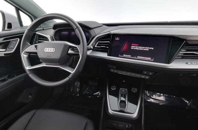 2023 Audi Q4 e-tron — photo 3 of 27