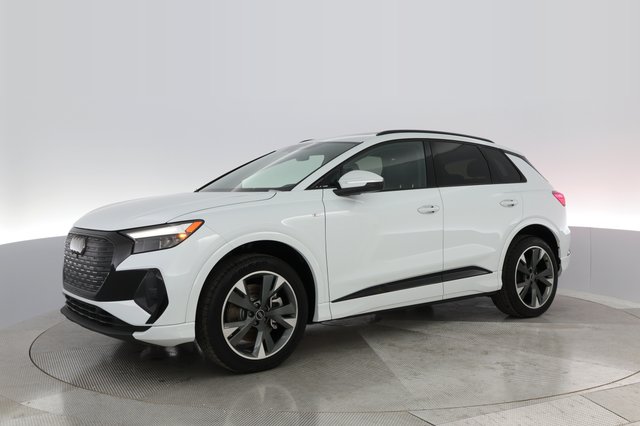 2023 Audi Q4 e-tron — photo 13 of 27