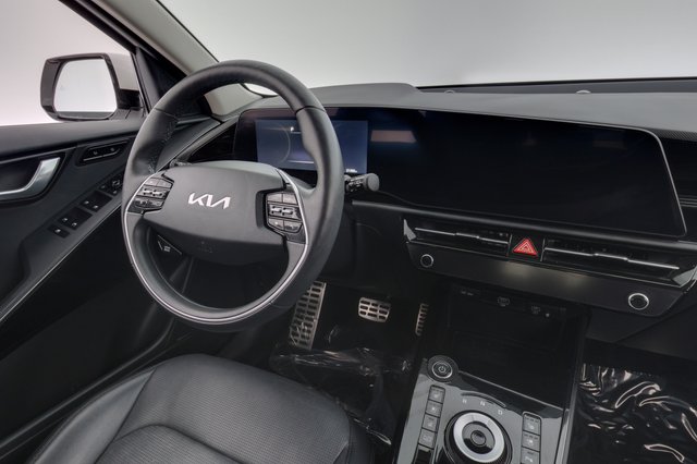2024 Kia Niro EV — photo 20 of 24