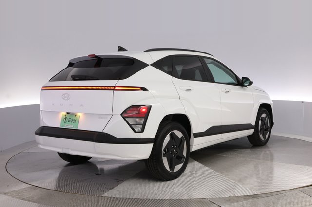 2024 Hyundai Kona Electric — photo 2 of 28