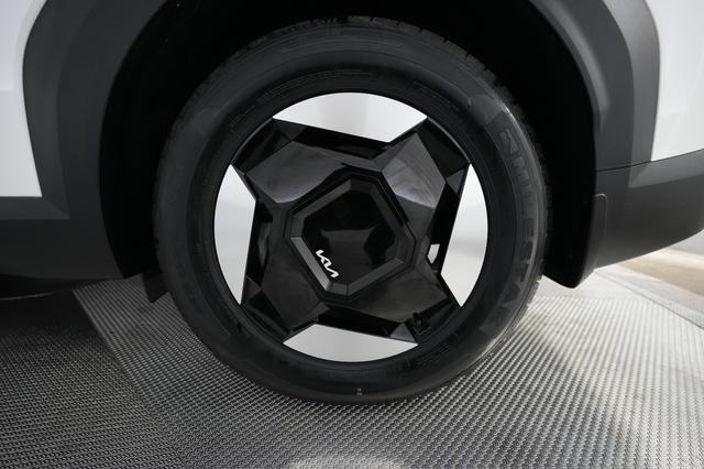 2024 Kia EV9 — photo 7 of 26
