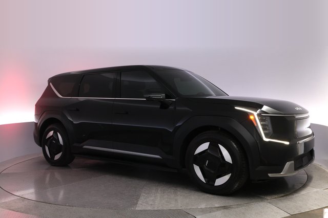 2024 Kia EV9 — photo 11 of 28