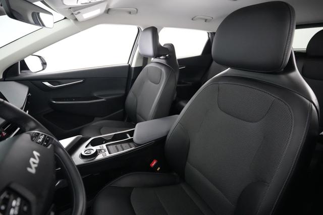 2024 Kia EV6 — photo 3 of 23