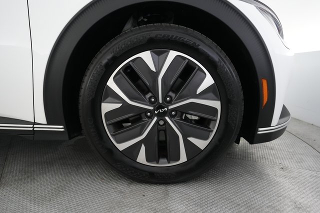 2024 Kia EV6 — photo 16 of 23