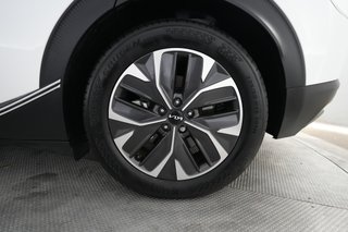 2024 Kia EV6 — photo 7 of 23
