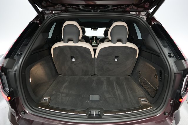 2025 Volvo EX90 — photo 6 of 26