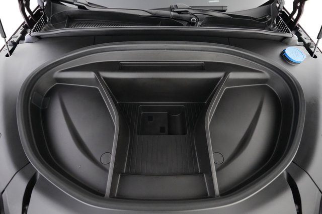 2025 Volvo EX90 — photo 25 of 26