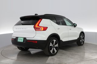 2023 Volvo XC40 Recharge — photo 10 of 26