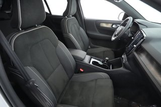 2023 Volvo XC40 Recharge — photo 20 of 26
