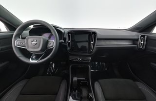 2023 Volvo XC40 Recharge — photo 18 of 26