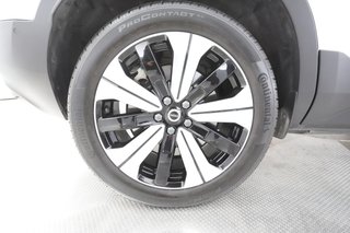 2023 Volvo XC40 Recharge — photo 17 of 26