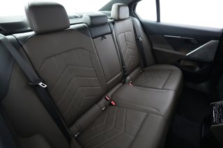 2025 BMW i5 — photo 4 of 23