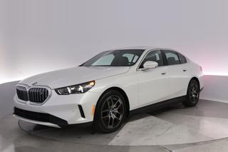 2025 BMW i5