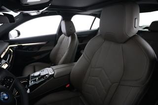 2025 BMW i5 — photo 3 of 23