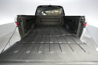 2022 Rivian R1T — photo 6 of 27