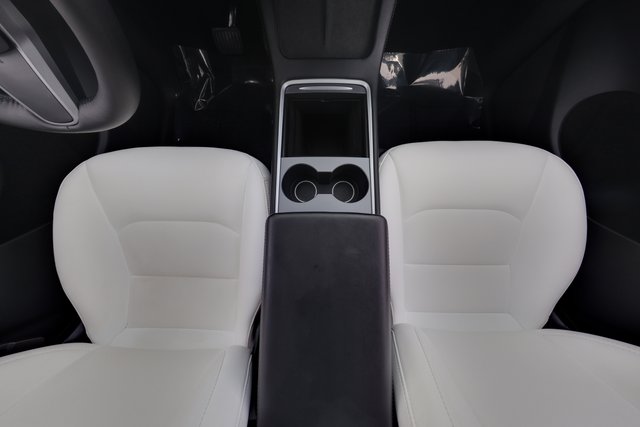 2023 Tesla Model Y — photo 22 of 26