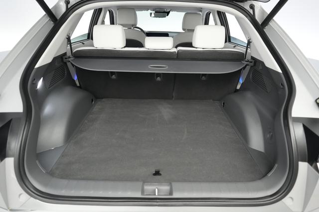 2025 Hyundai IONIQ 5 — photo 6 of 21