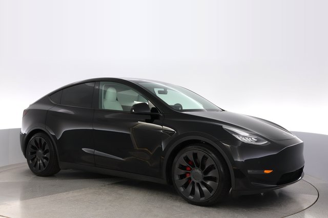2020 Tesla Model Y — photo 11 of 27