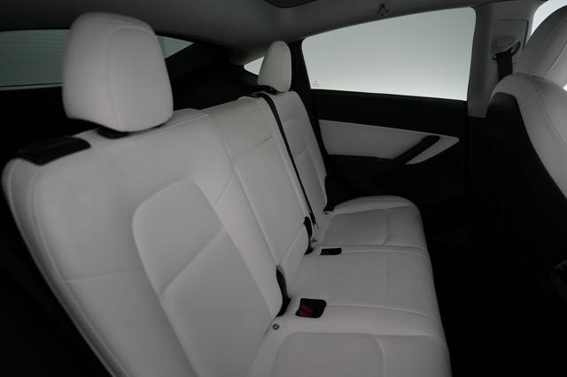 2020 Tesla Model Y — photo 4 of 27