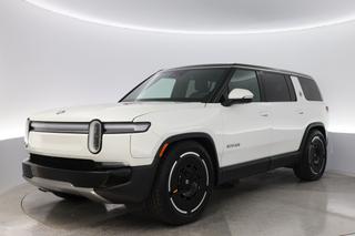 2025 Rivian R1S