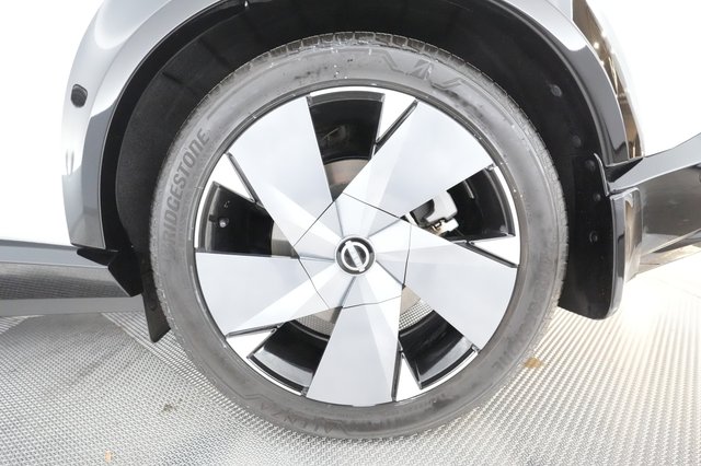 2023 Nissan Ariya — photo 15 of 27