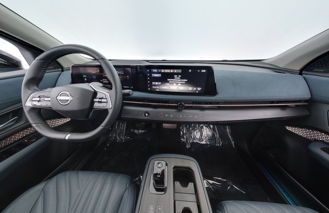 2023 Nissan Ariya — photo 18 of 27