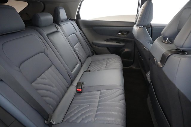 2023 Nissan Ariya — photo 22 of 27