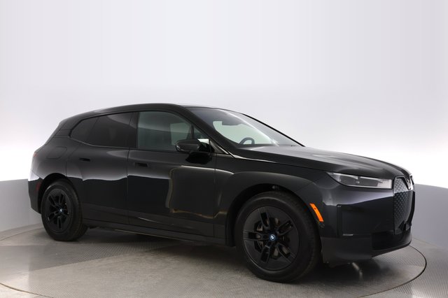 2024 BMW iX — photo 11 of 23