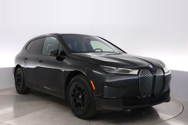 2024 BMW iX — photo 10 of 23