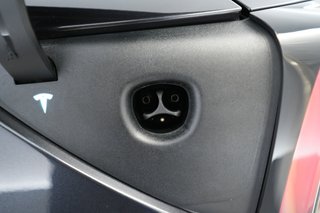 2025 Tesla Model 3 — photo 8 of 24