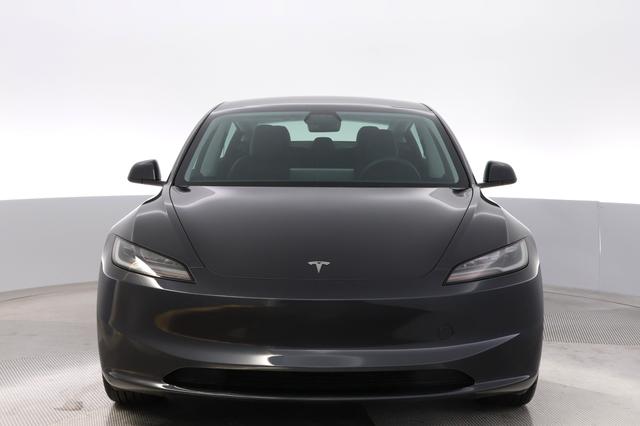 2025 Tesla Model 3 — photo 9 of 24
